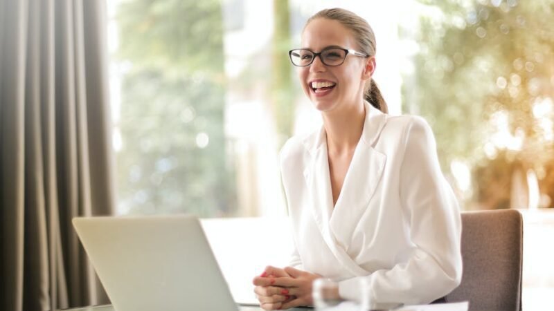 Mit Büchern Geld im Internet verdienen